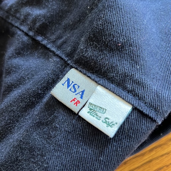 Flame resistant coveralls - Picture 5 of 8